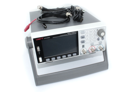 генератор сигналов для UNI-T